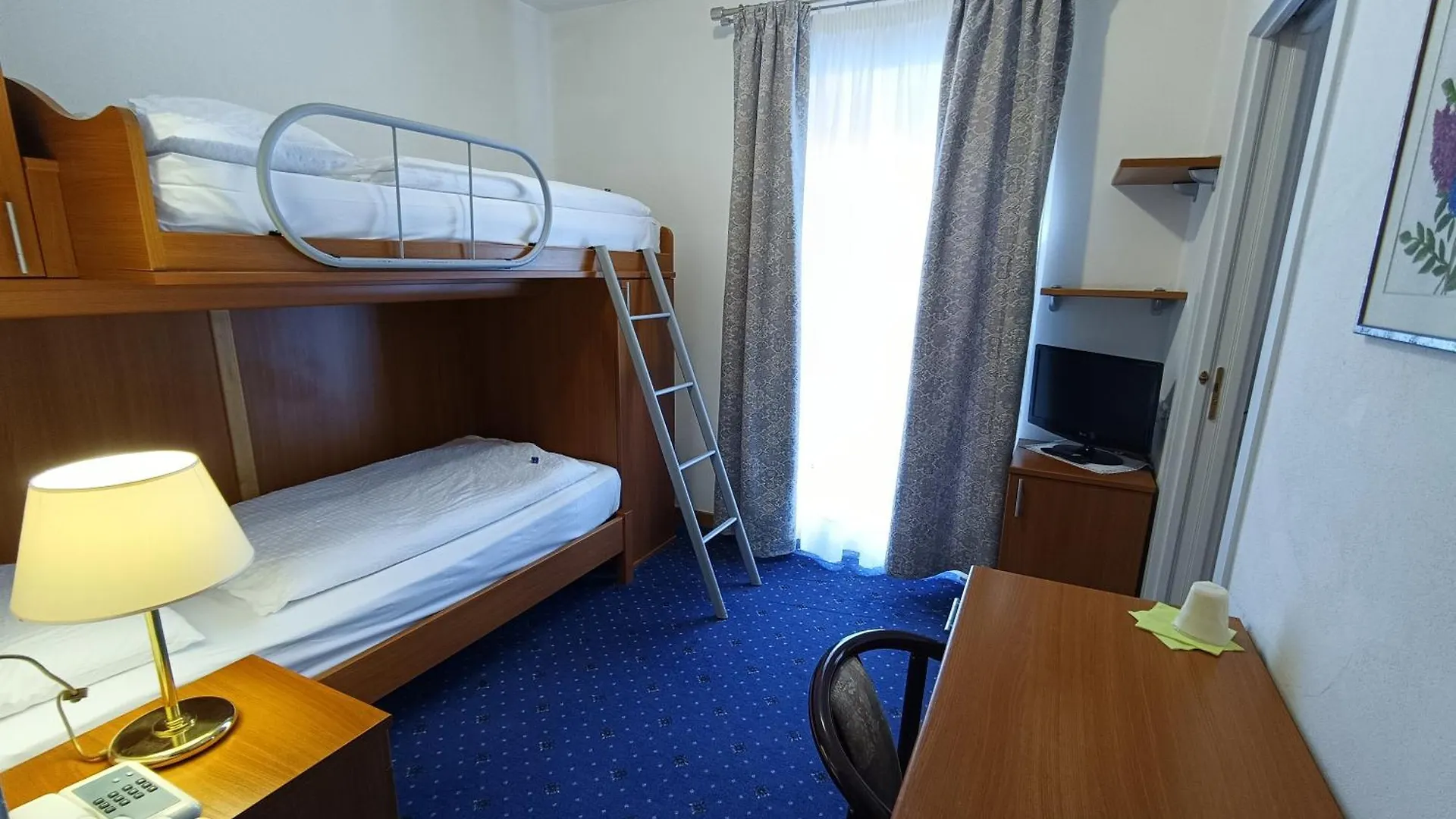 פלקאדה Park Hotel Arnica
